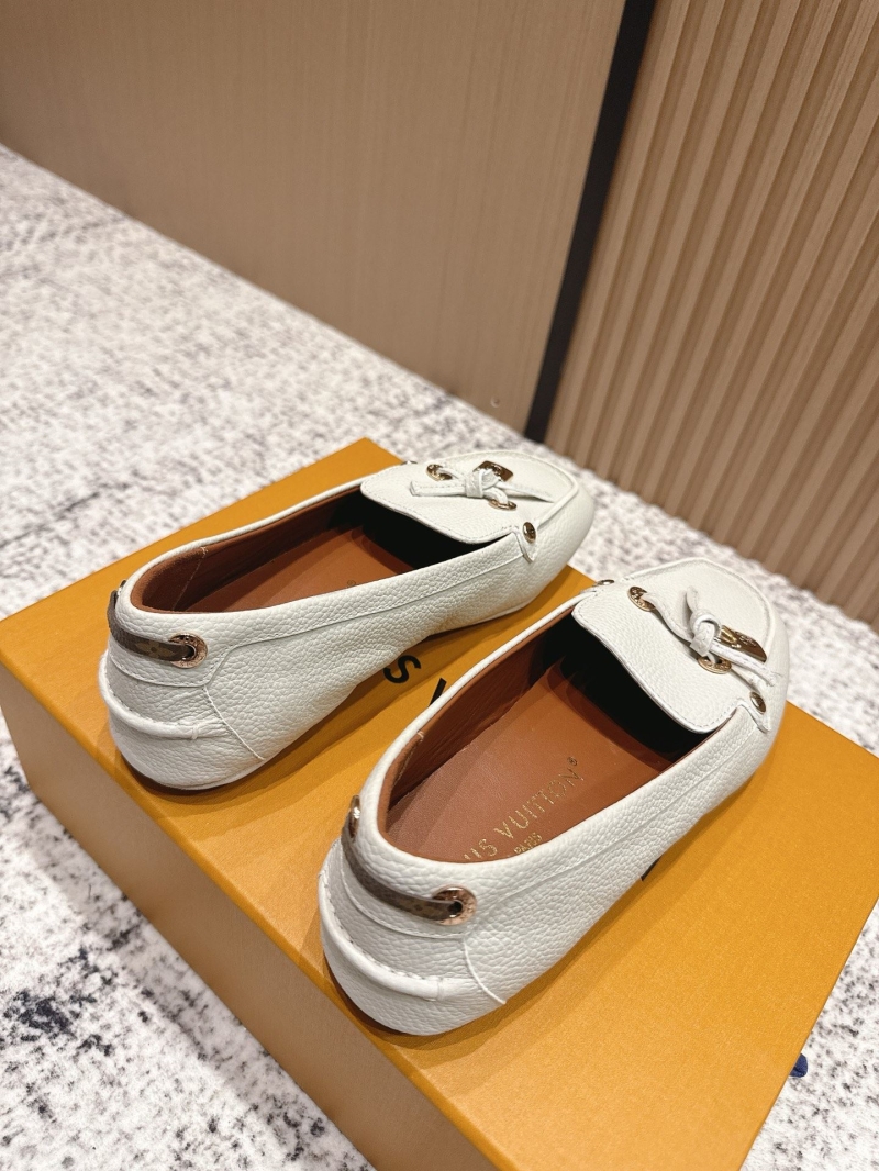 l0vis Vvtt0n loafers